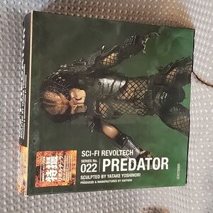 RARE 022 Predator Sci-Fi Revoltech
